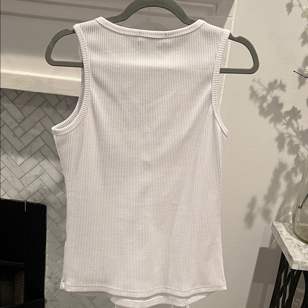 White V-Neck Ribbed Tank - Picture 3 of 4